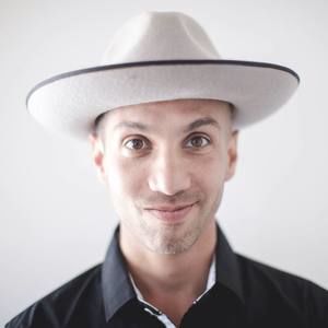 Meet your Posher, Ernesto